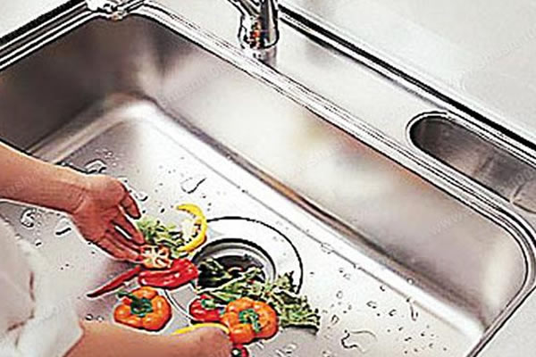 聚丙烯酰胺用于市政食品垃圾和屠宰場廢水處理